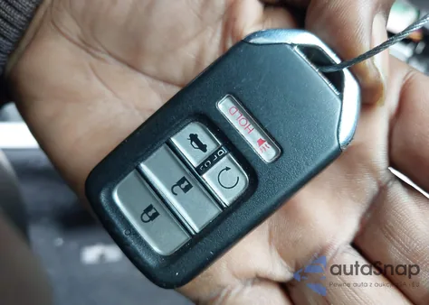 2021 Honda Accord Sport 2.0T z USA, uszkodzony, nr VIN 1HGCV2F33MA028579